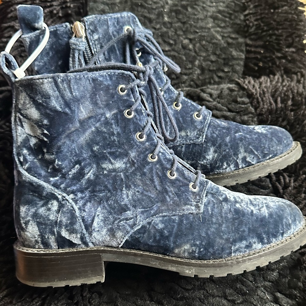 Rebecca Minkoff moon crushed velvet gerry booties Size 7 - Picture 4 of 14